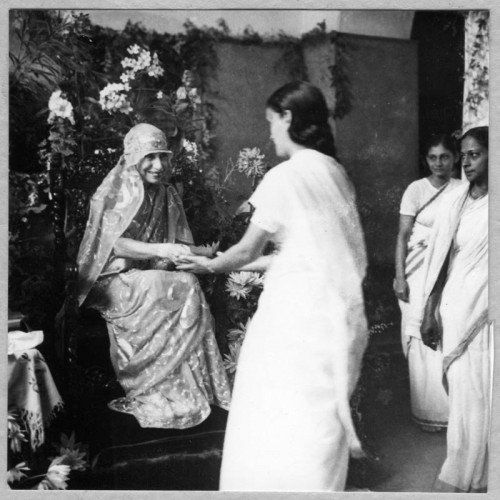 The-Mother-with-Priti-On-Laxmi-Pooja-Day.jpg